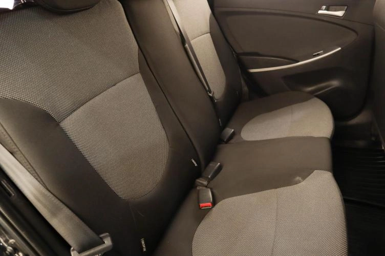 Hyundai Solaris 16 из 16