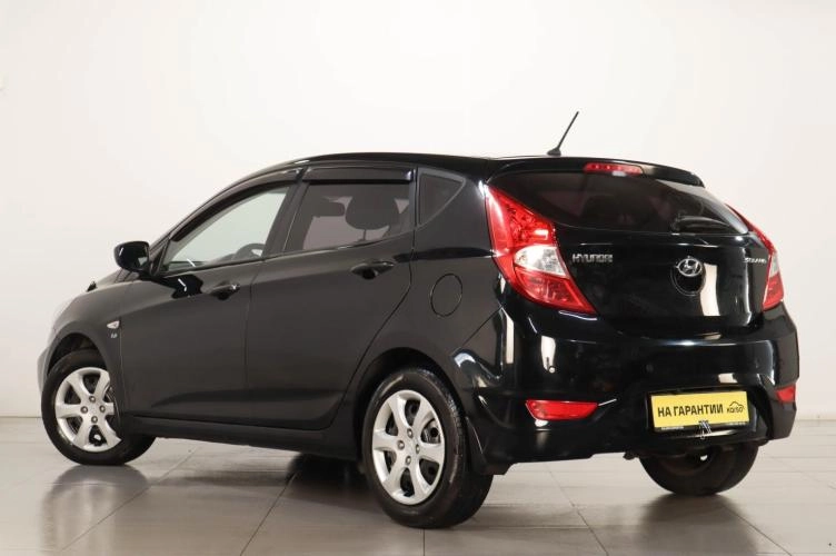 Hyundai Solaris 4 из 6