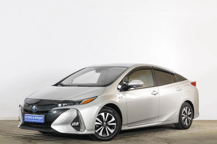 Toyota Prius Prime 3 из 6