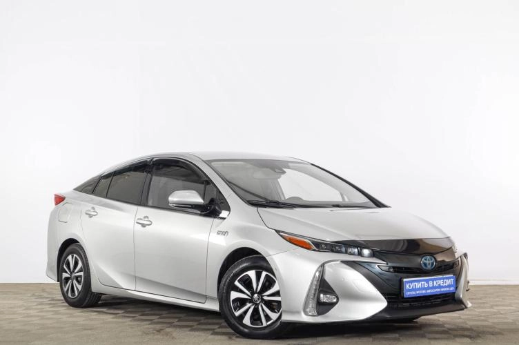 Toyota Prius Prime 1 из 6