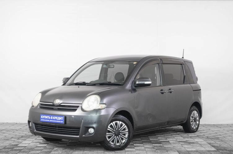 Toyota Sienta 3 из 6