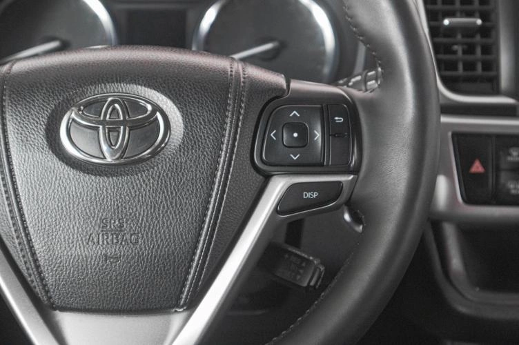 Toyota Highlander 16 из 24