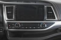 Toyota Highlander 17 из 24