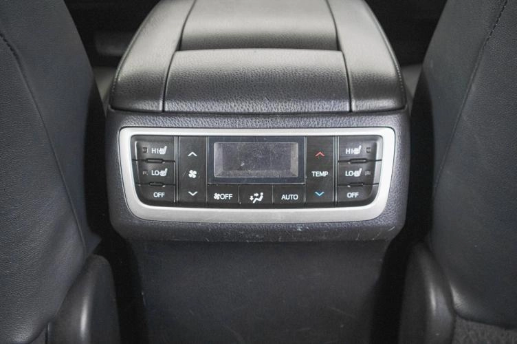 Toyota Highlander 23 из 24
