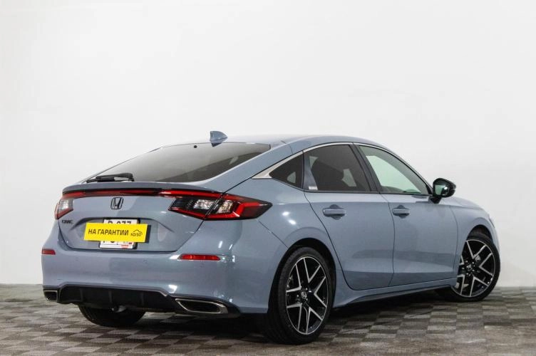 Honda Civic 4 из 6