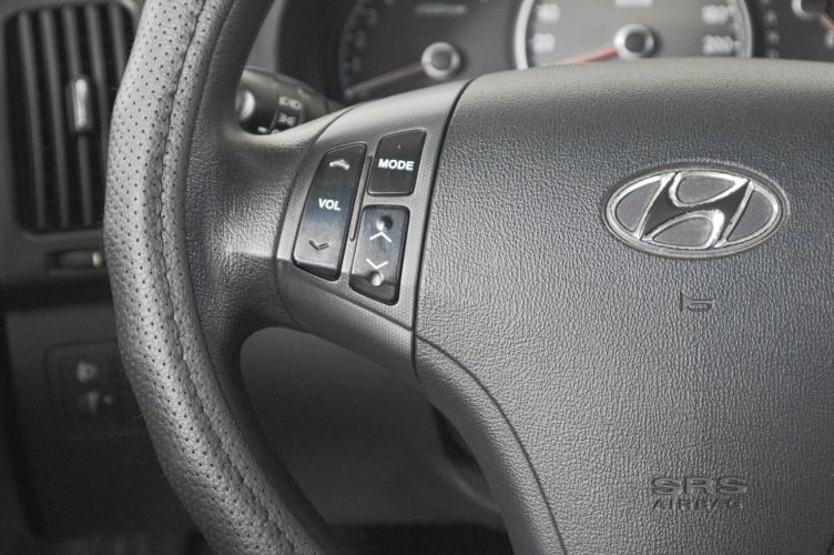 Hyundai Elantra 16 из 21