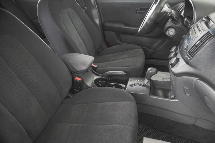 Hyundai Elantra 11 из 21