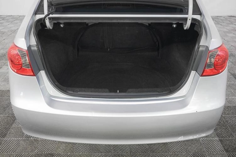 Hyundai Elantra 7 из 21