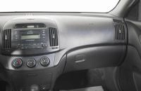 Hyundai Elantra 14 из 21