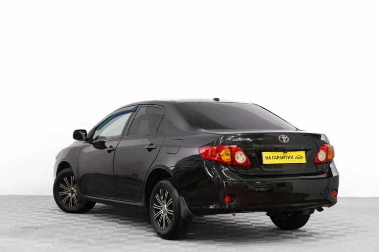 Toyota Corolla 6 из 6