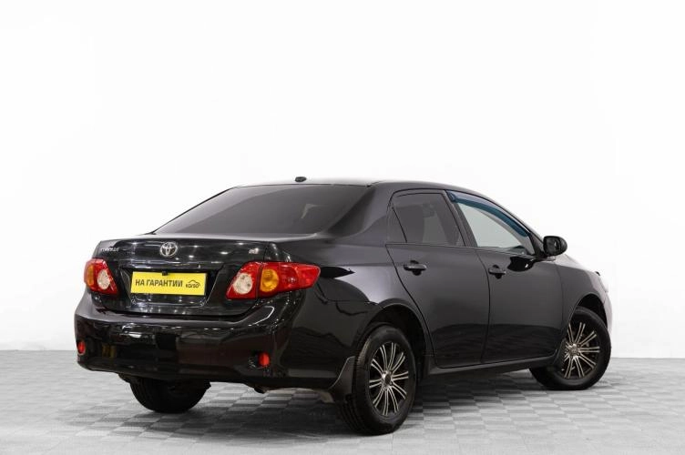 Toyota Corolla 4 из 6