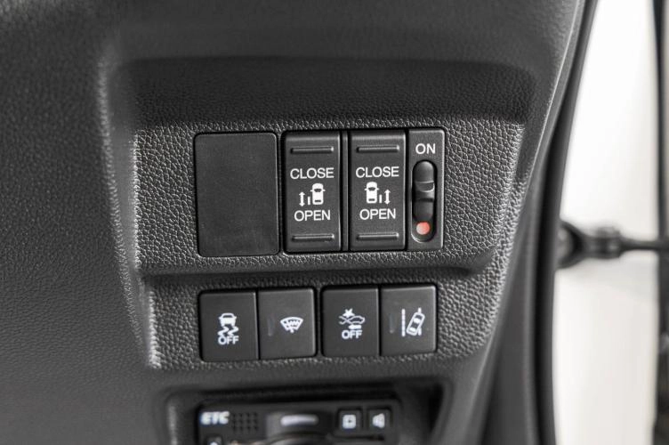 Honda Freed 12 из 26