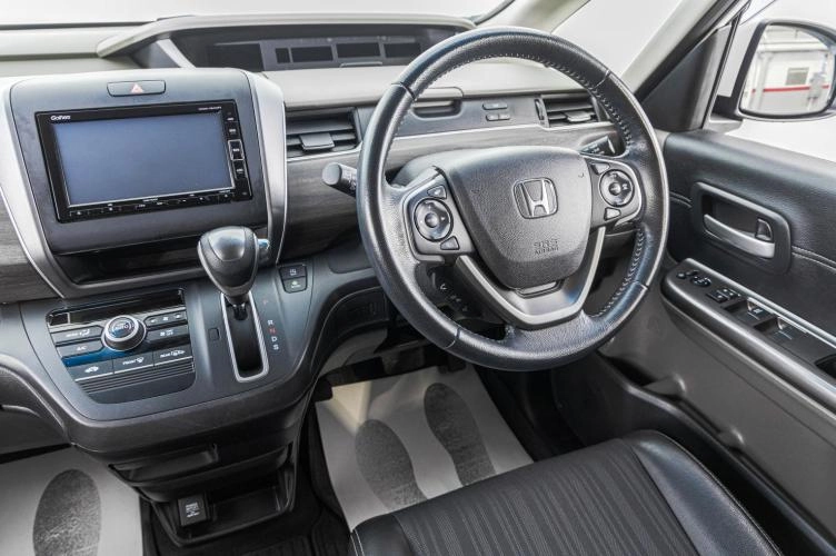 Honda Freed 16 из 26