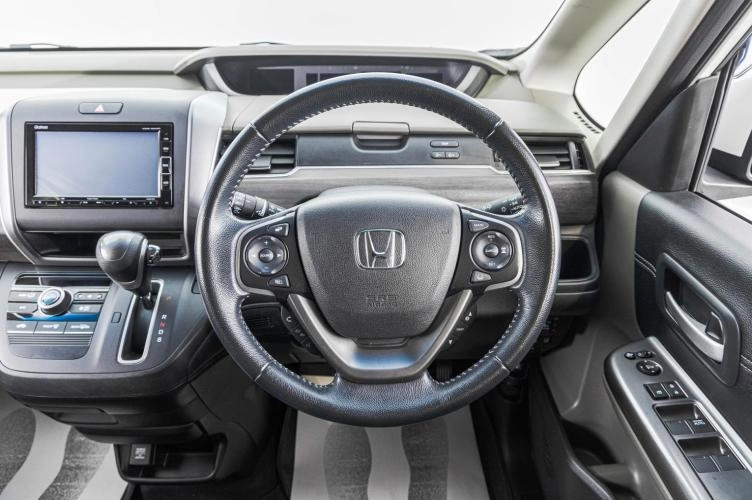 Honda Freed 13 из 26