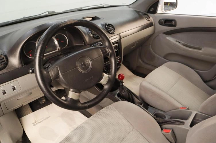 Chevrolet Lacetti 8 из 15