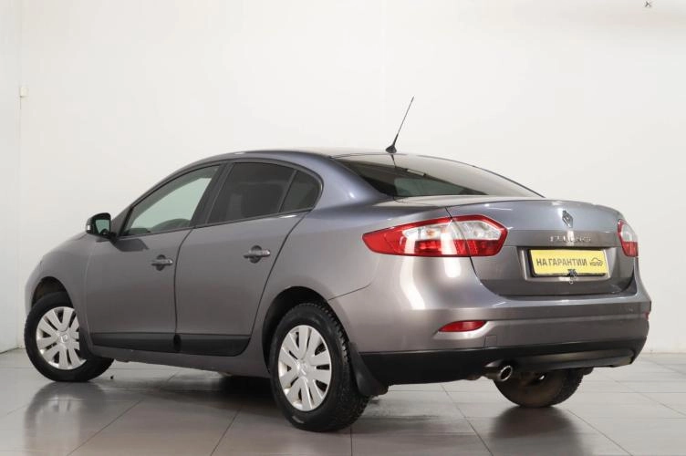 Renault Fluence 4 из 6