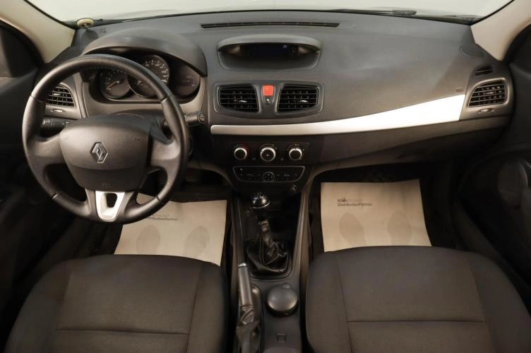 Renault Fluence 9 из 14
