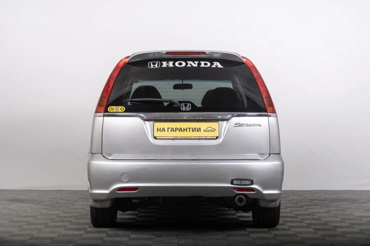 Honda Stream 4 из 6