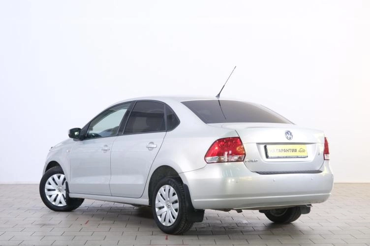 Volkswagen Polo 4 из 6