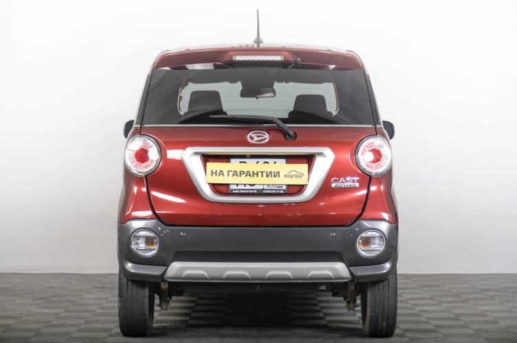 Daihatsu Cast 4 из 6