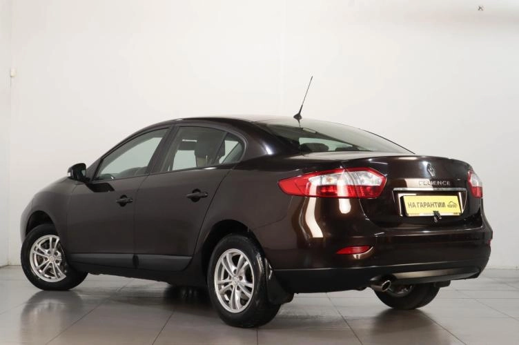 Renault Fluence 4 из 6