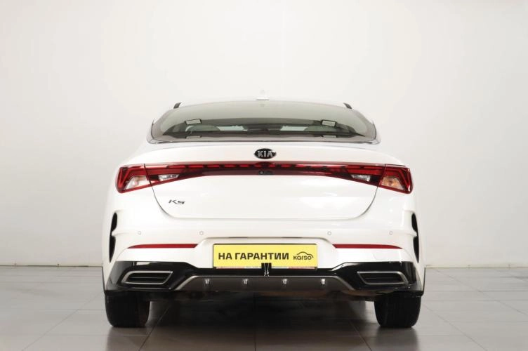 KIA K5 5 из 6