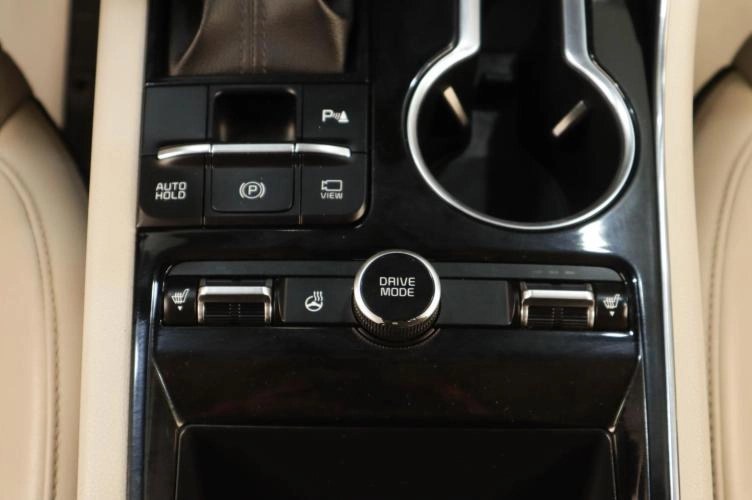 KIA K5 17 из 22