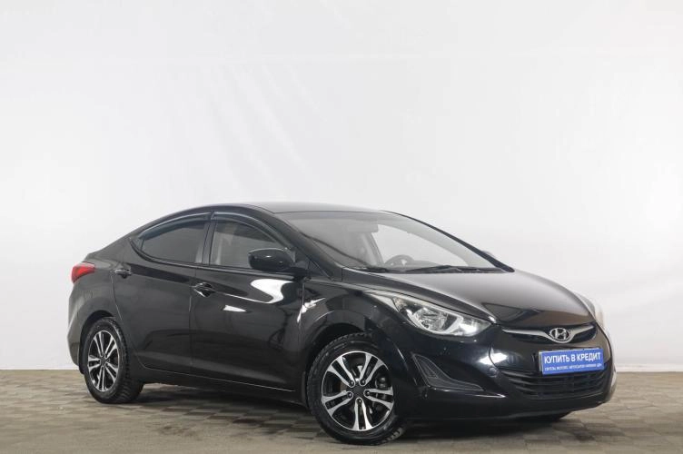 Hyundai Elantra 1 из 6