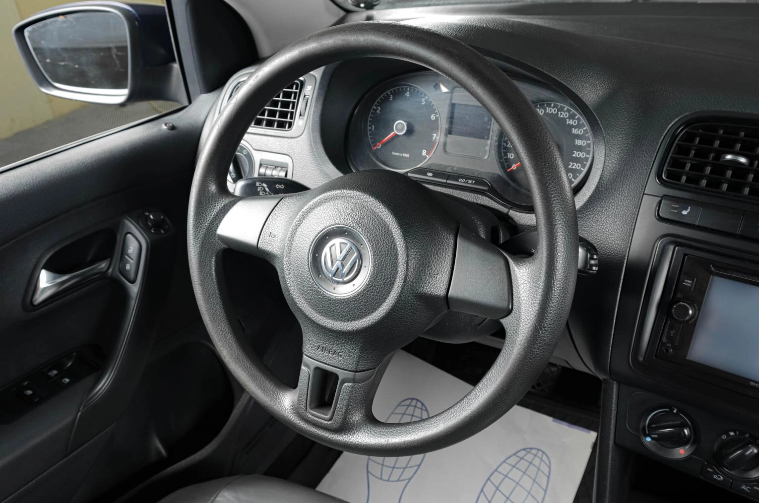 Volkswagen Polo 11 из 16