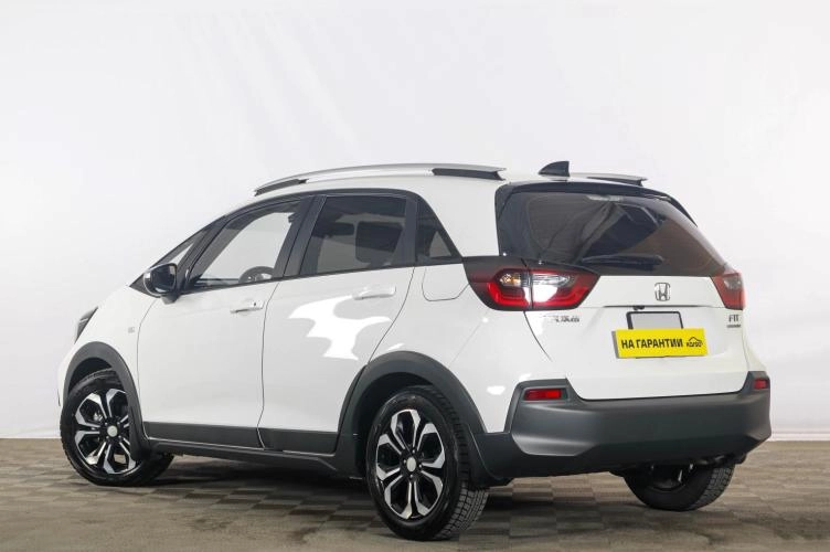 Honda Fit 4 из 6