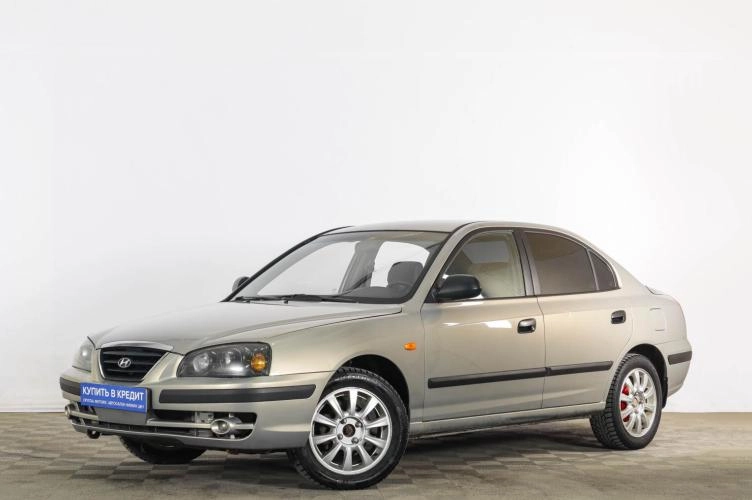 Hyundai Elantra 3 из 6