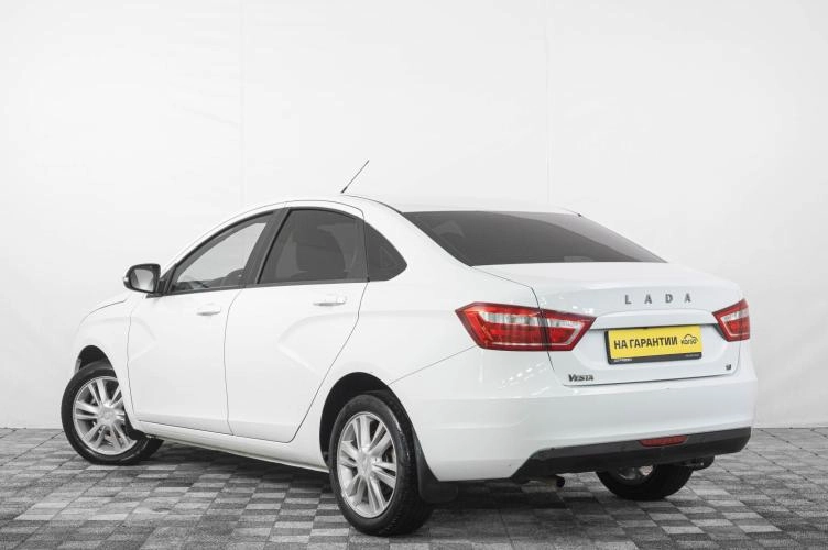 ВАЗ (LADA) Vesta 4 из 6