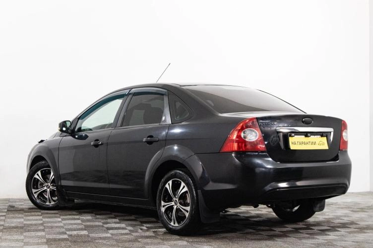 Ford Focus 4 из 6