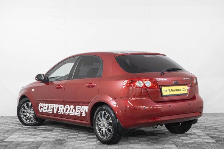 Chevrolet Lacetti 4 из 6