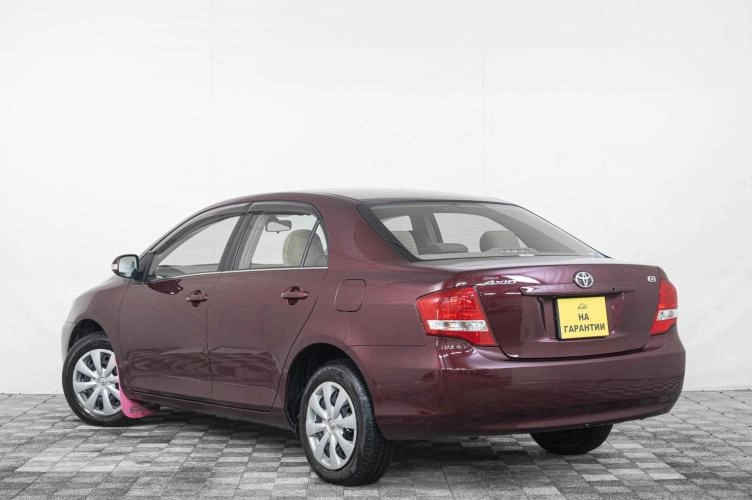 Toyota Corolla Axio 4 из 6