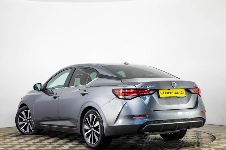Nissan Sentra 6 из 6