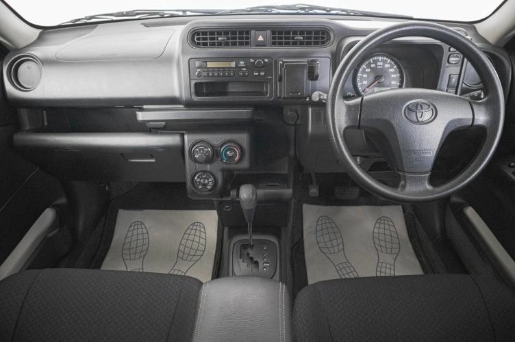Toyota Probox 13 из 21