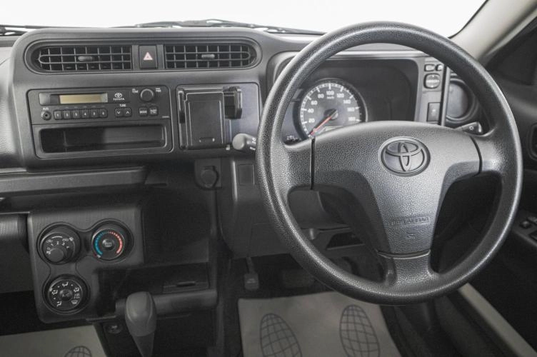 Toyota Probox 14 из 21