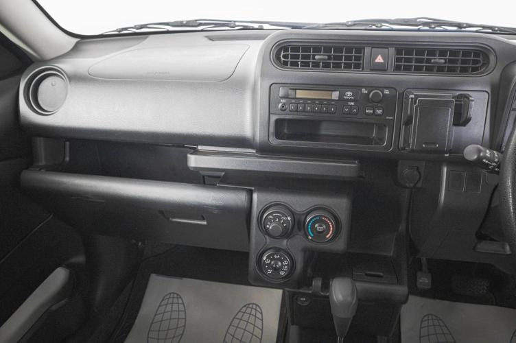 Toyota Probox 12 из 21