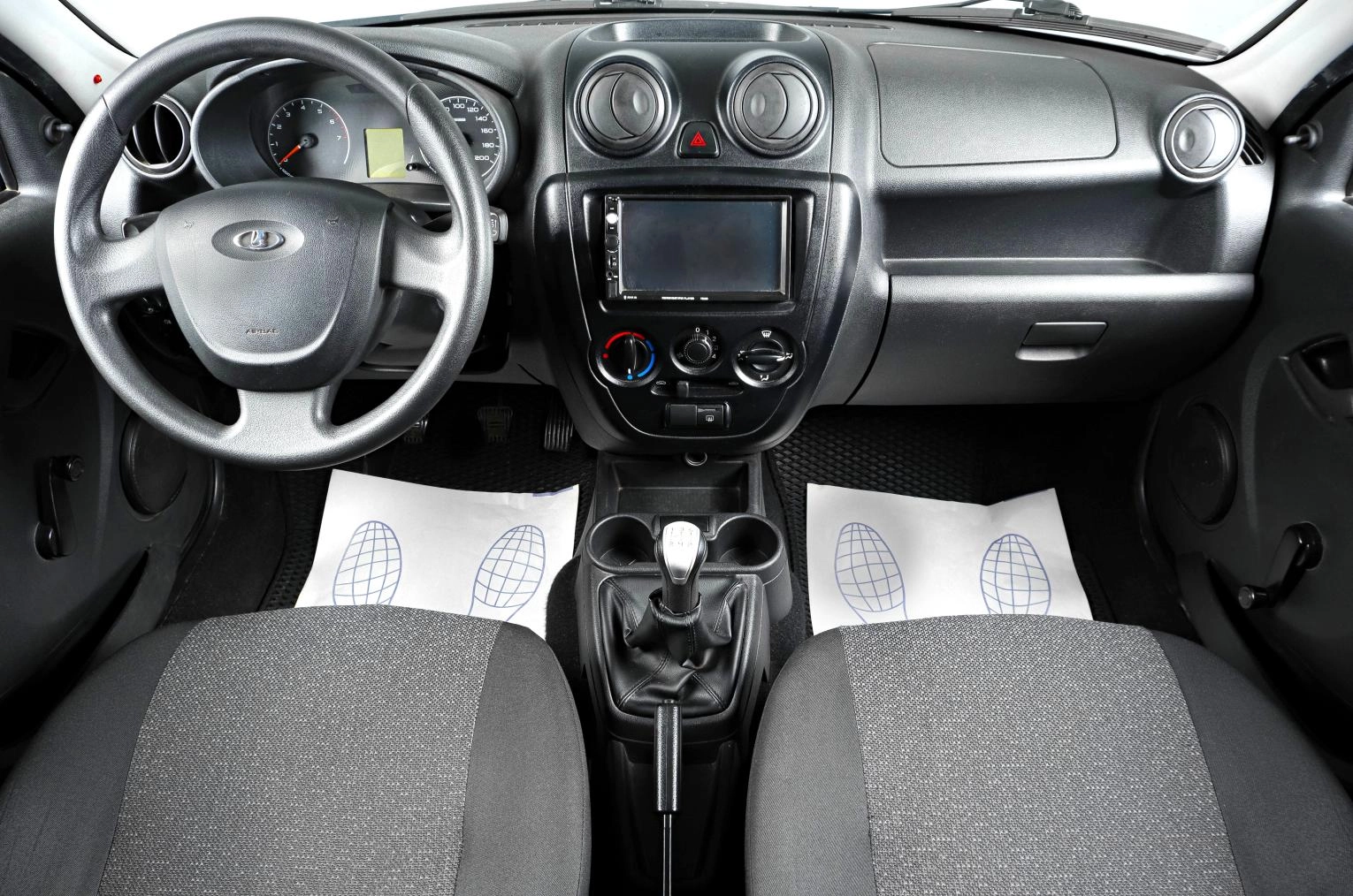 ВАЗ (LADA) Granta 12 из 15