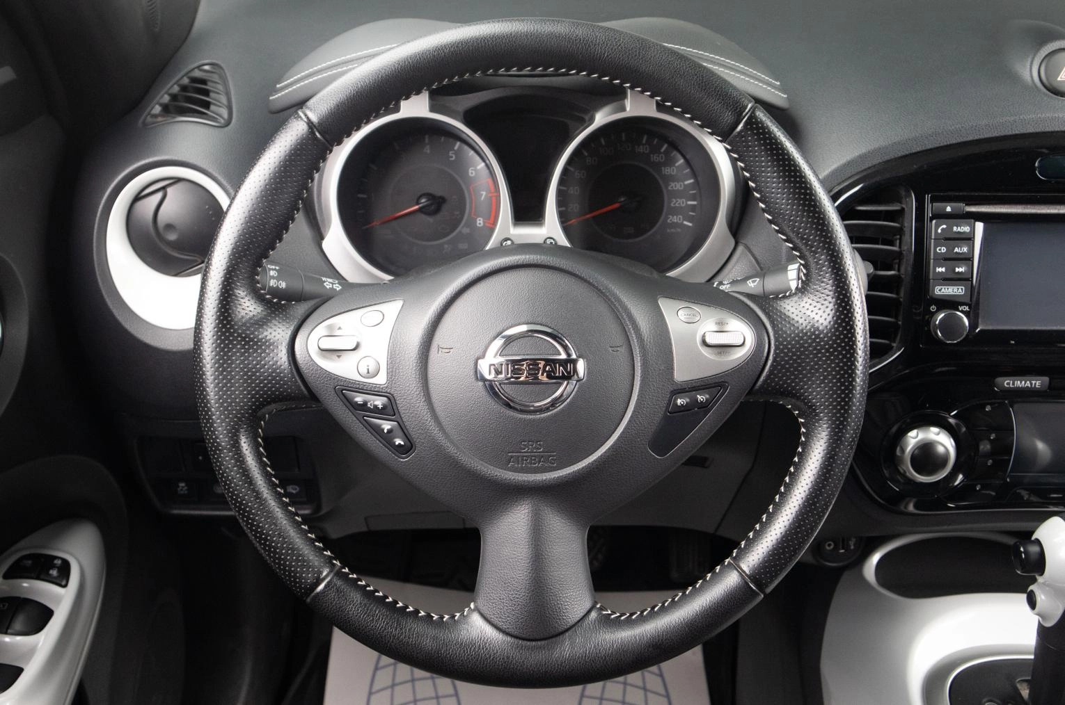 Nissan Juke 9 из 22