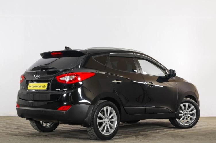 Hyundai ix35 6 из 6