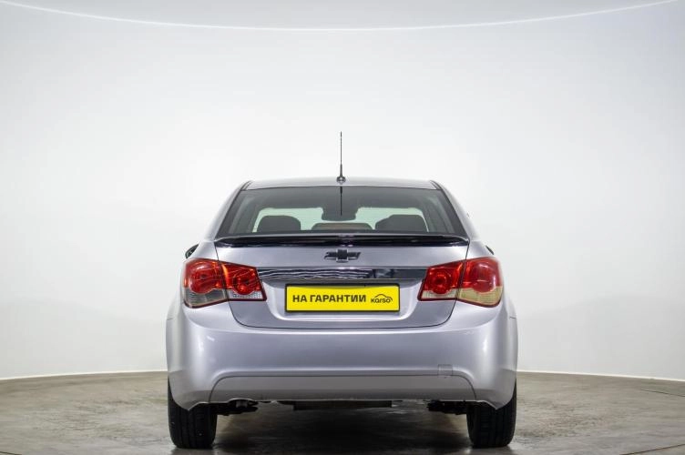 Chevrolet Cruze 2 из 6