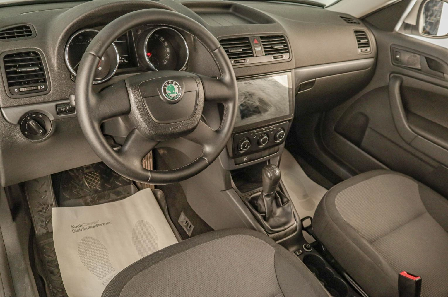 Skoda Yeti 7 из 14