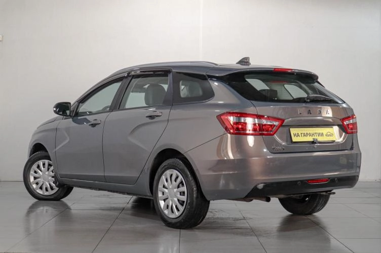 ВАЗ (LADA) Vesta 4 из 6