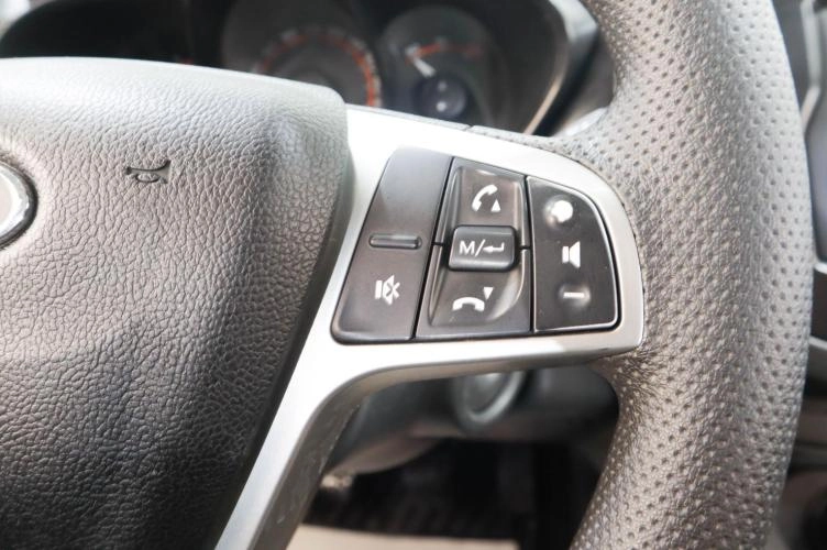 ВАЗ (LADA) Vesta 13 из 19