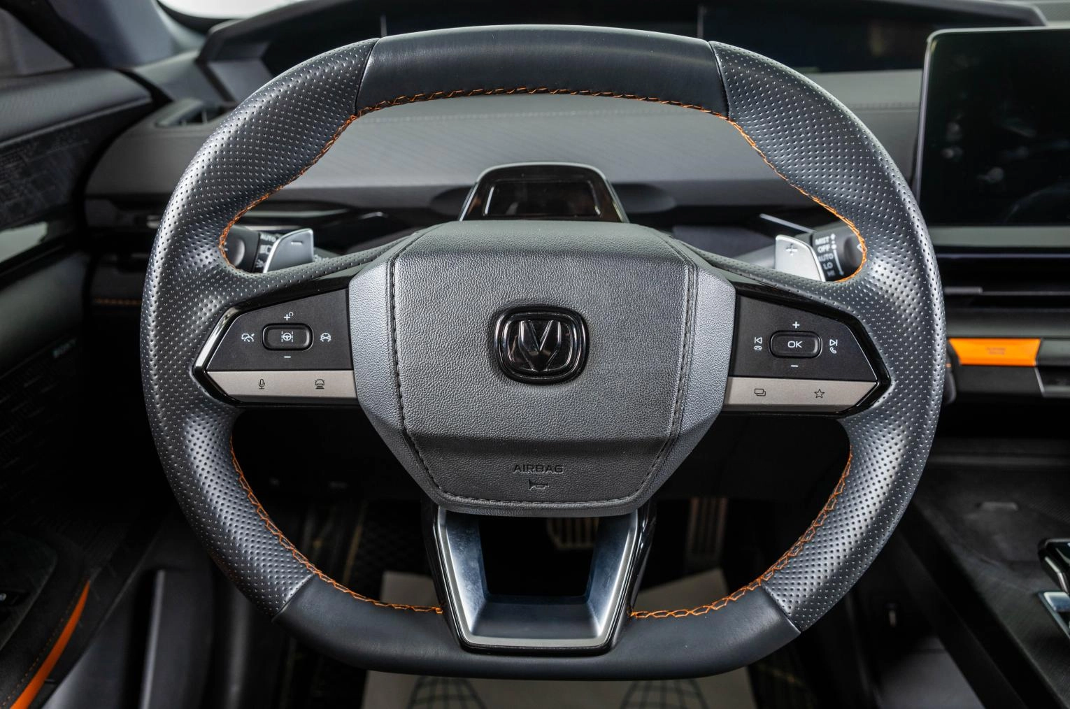 Changan UNI-V 17 из 25