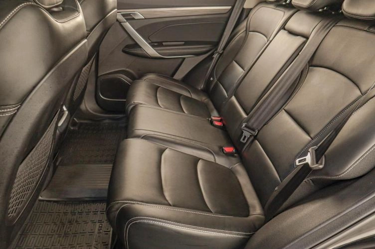 Geely Atlas Pro 19 из 19