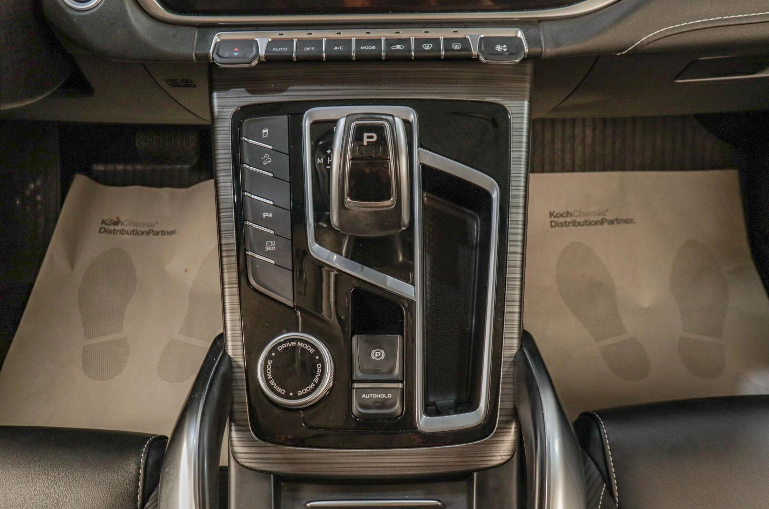 Geely Atlas Pro 15 из 19