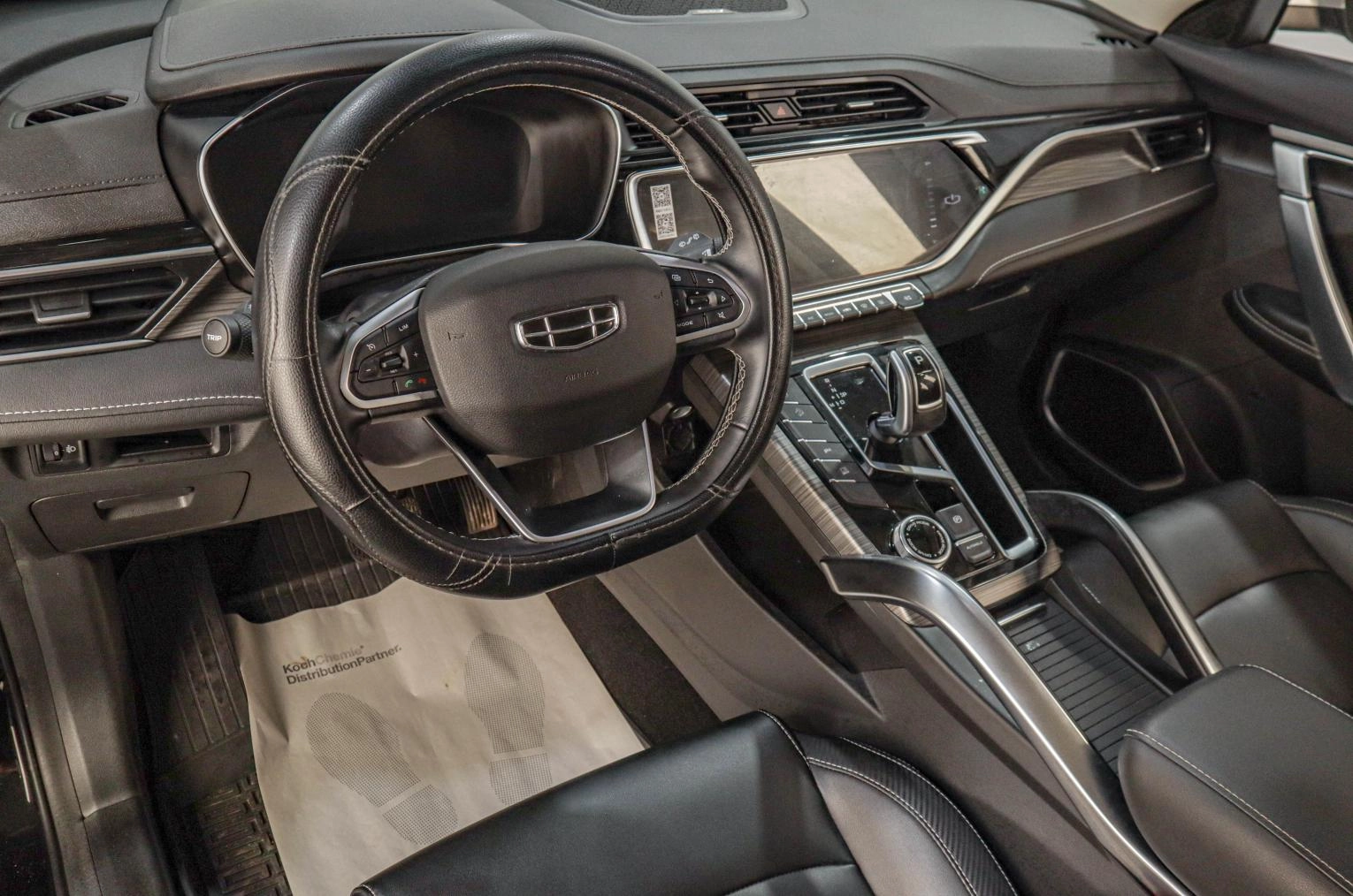 Geely Atlas Pro 7 из 19